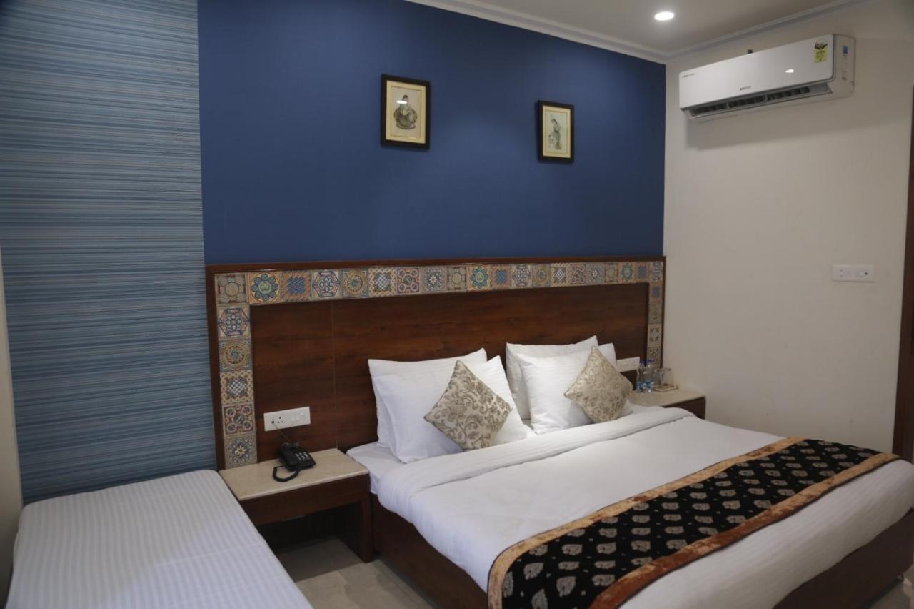 Executive Club Hotel Bareilly Exterior foto
